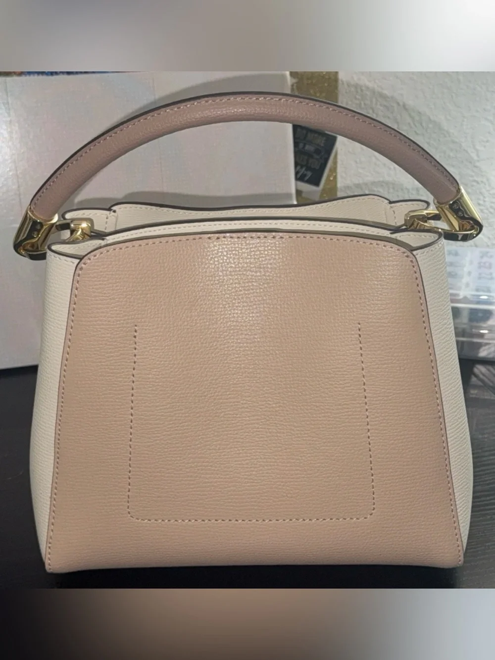 NWT: Kate Spade Handle Bag